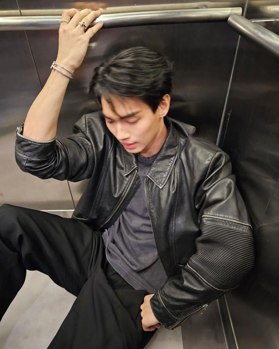 วิน - เมธวิน โอภาสเอี่ยมขจร