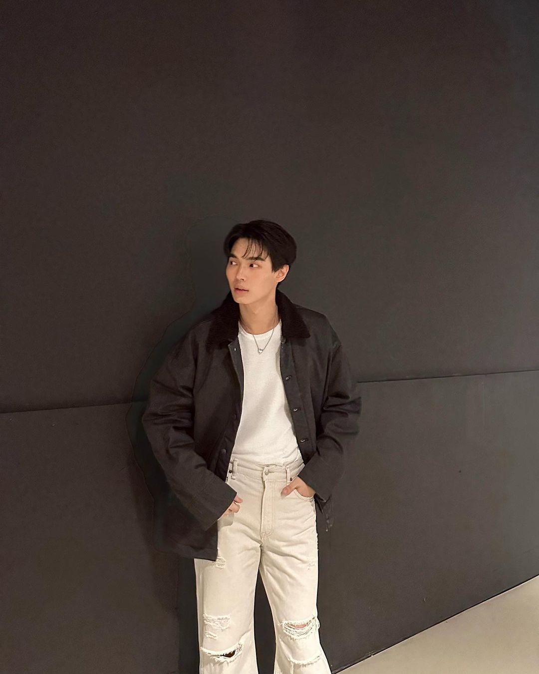 วิน - เมธวิน โอภาสเอี่ยมขจร
