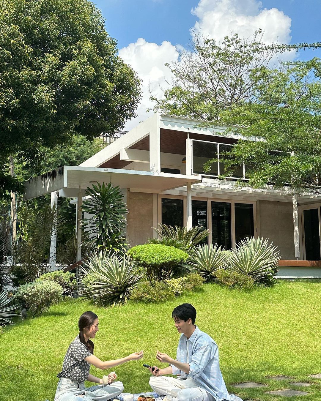 วิน - เมธวิน โอภาสเอี่ยมขจร