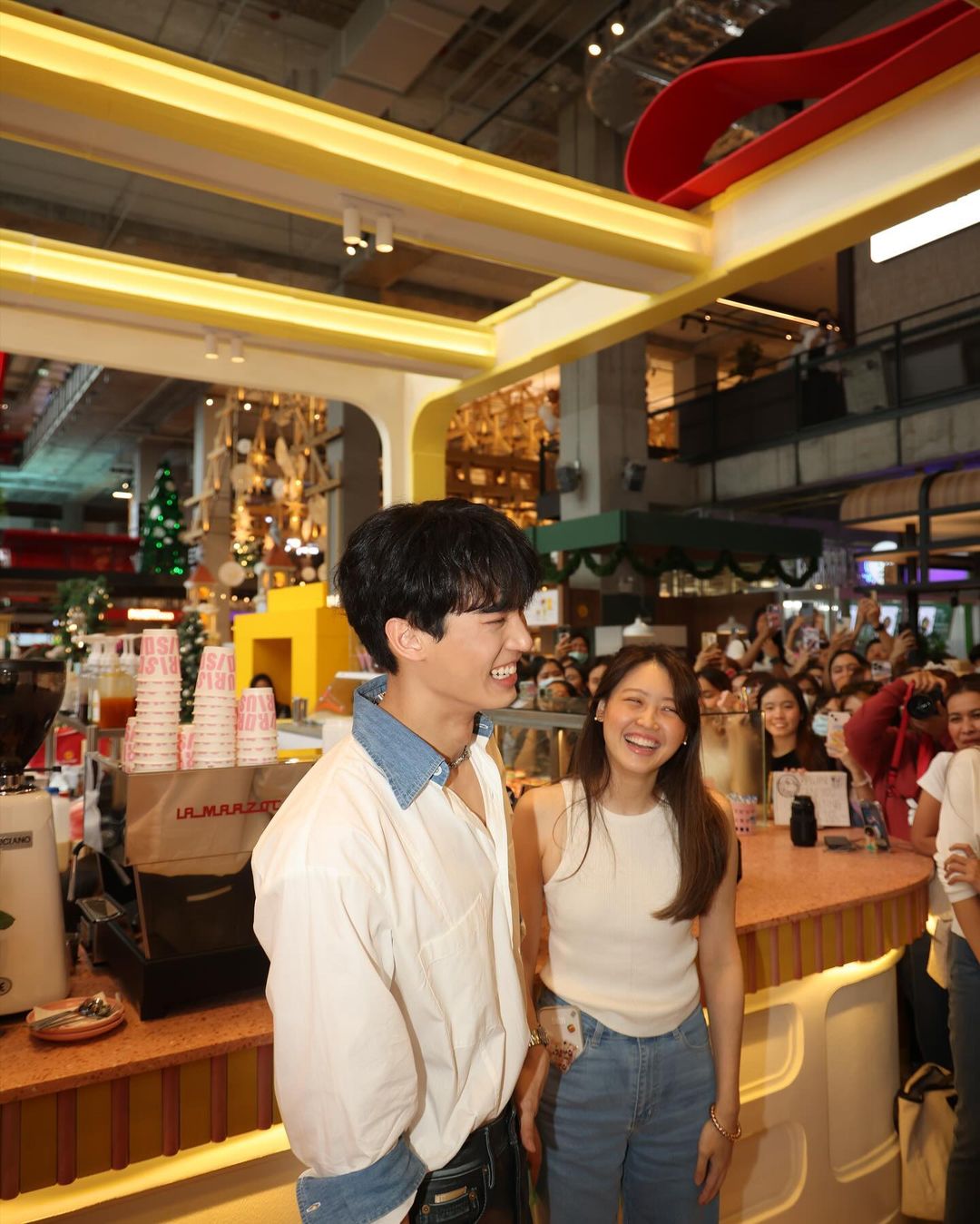 วิน - เมธวิน โอภาสเอี่ยมขจร