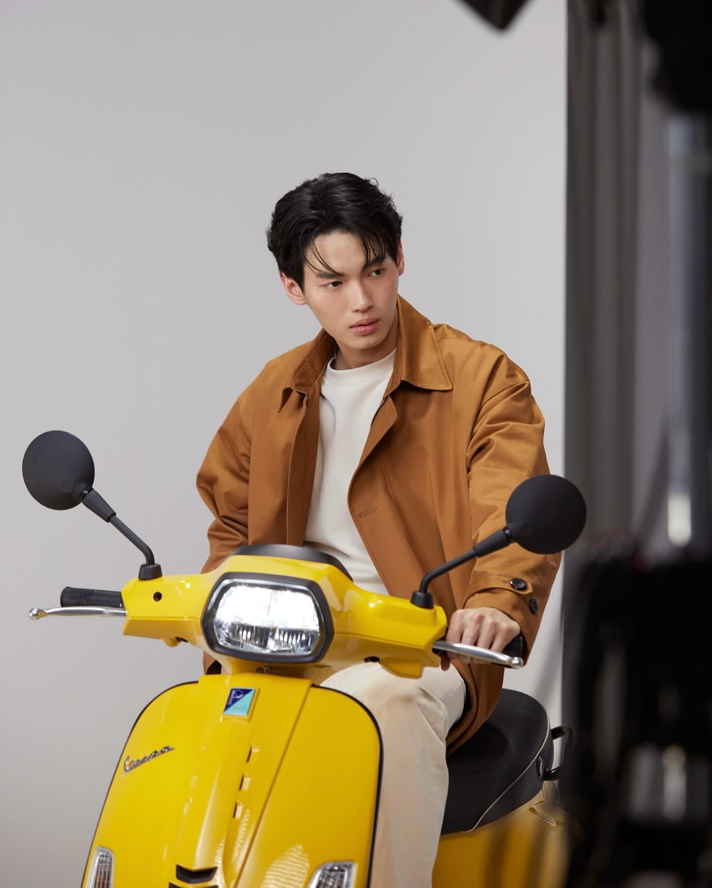 วิน - เมธวิน โอภาสเอี่ยมขจร