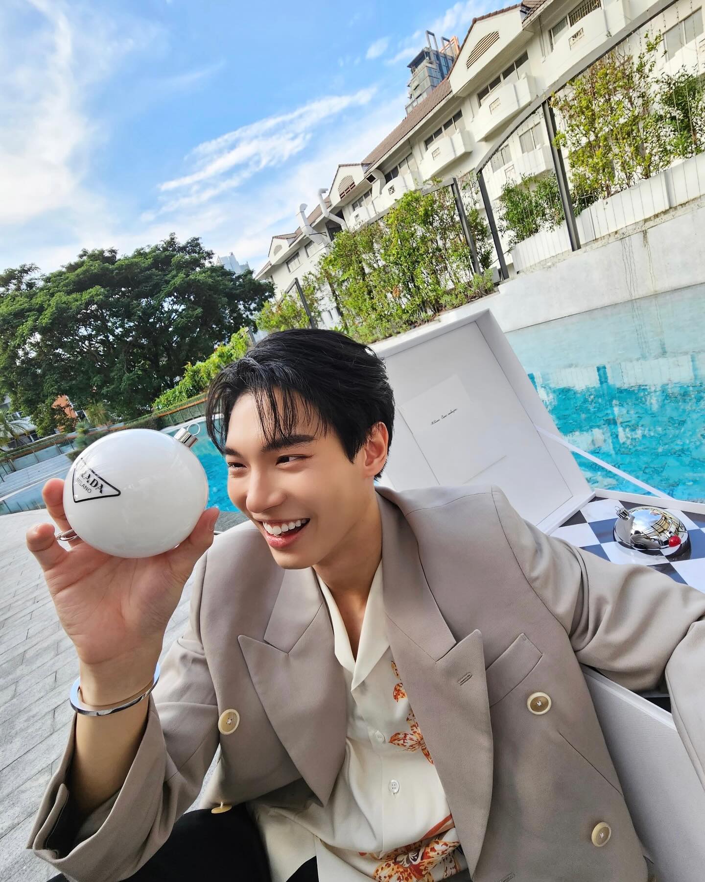 วิน - เมธวิน โอภาสเอี่ยมขจร