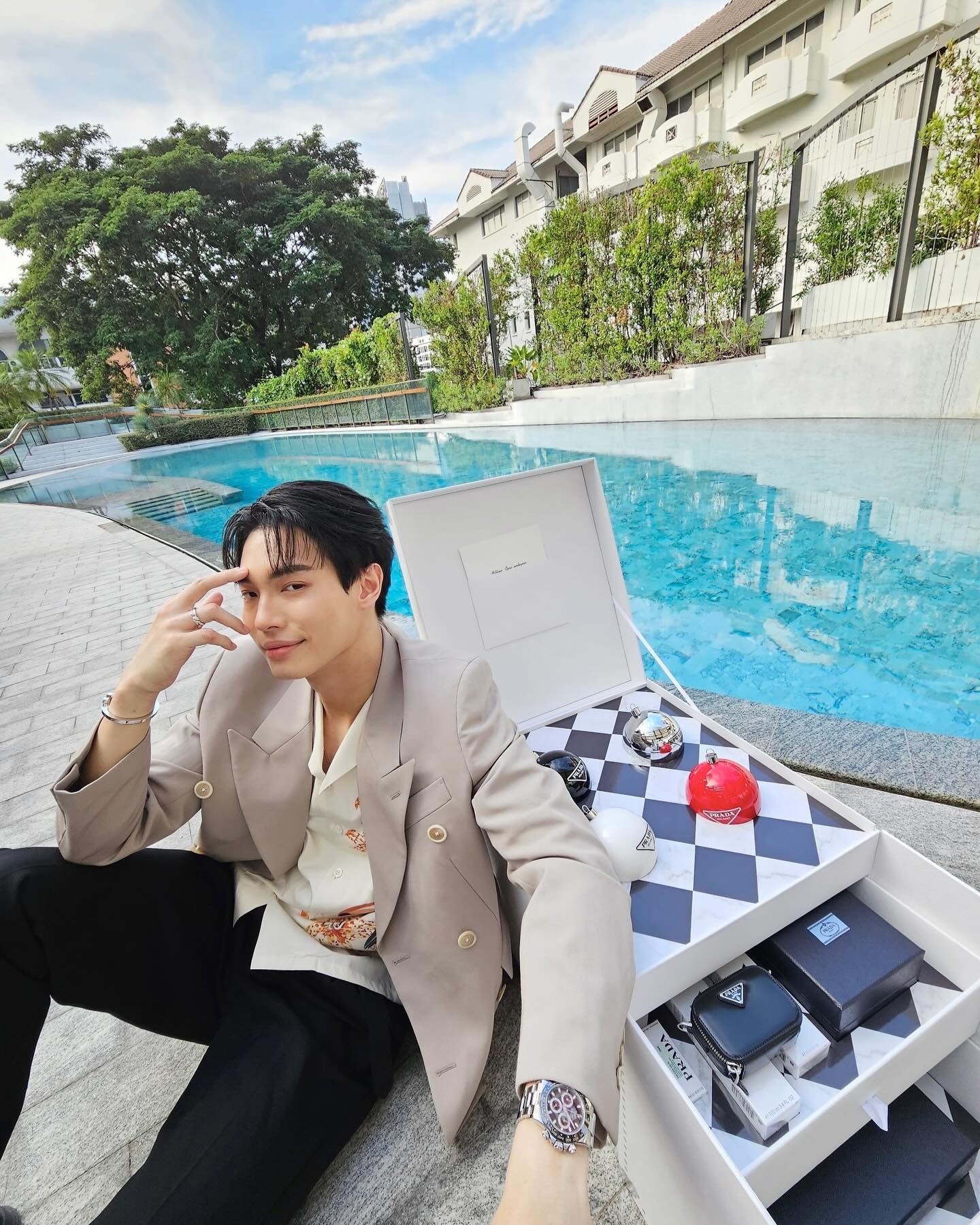 วิน - เมธวิน โอภาสเอี่ยมขจร