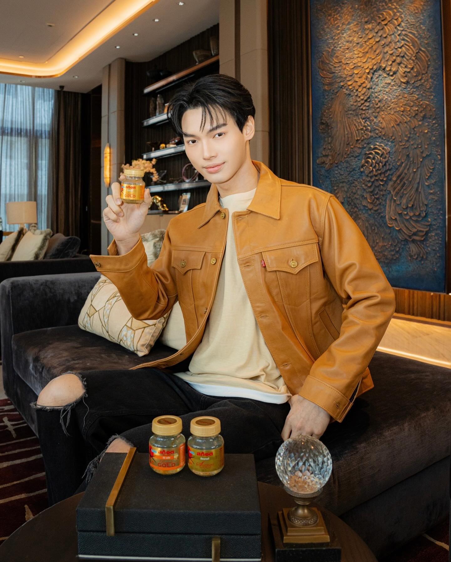 วิน - เมธวิน โอภาสเอี่ยมขจร