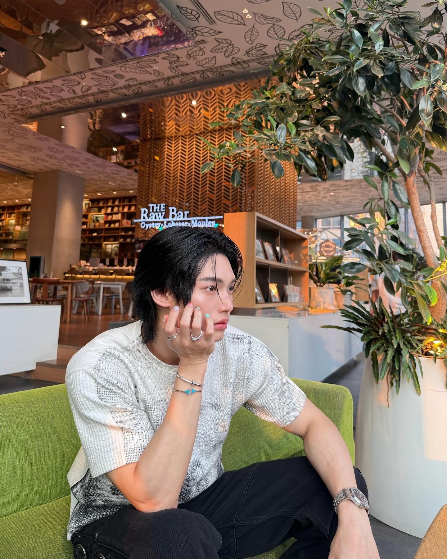 วิน - เมธวิน โอภาสเอี่ยมขจร