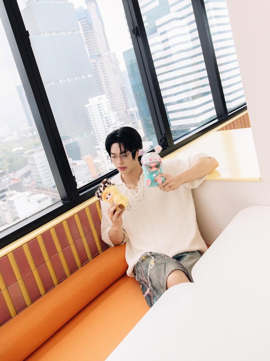 วิน - เมธวิน โอภาสเอี่ยมขจร