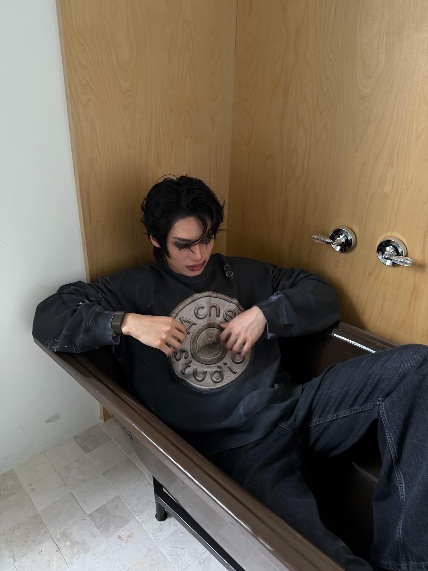 วิน - เมธวิน โอภาสเอี่ยมขจร