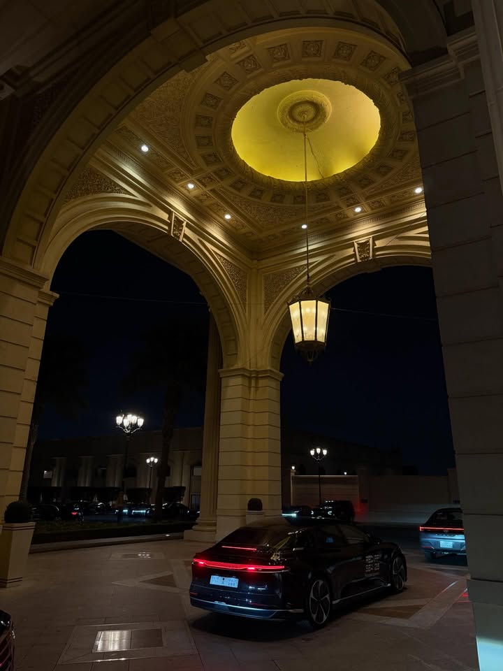 วิน - เมธวิน โอภาสเอี่ยมขจร