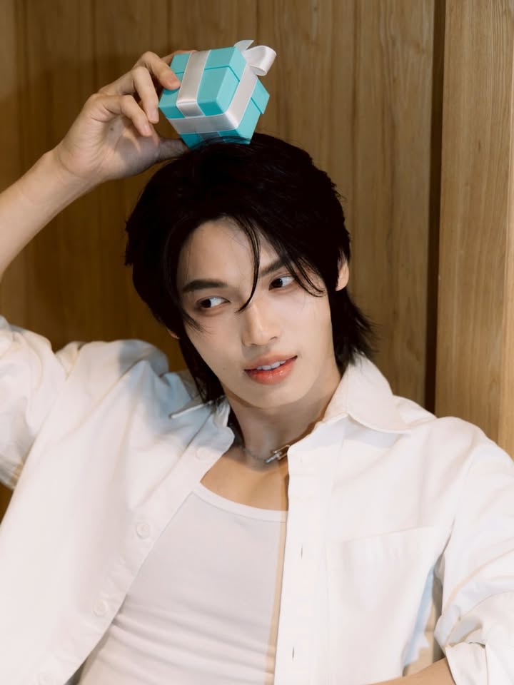 วิน - เมธวิน โอภาสเอี่ยมขจร