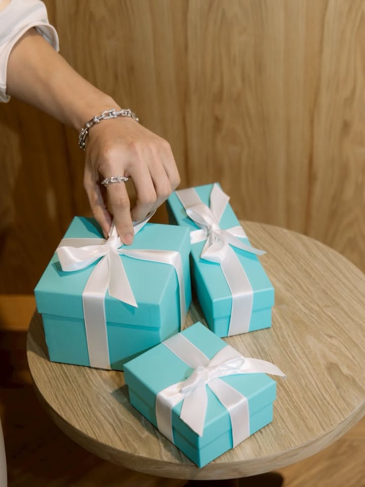 วิน - เมธวิน โอภาสเอี่ยมขจร