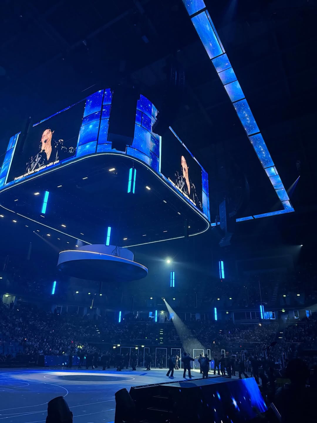 วิน - เมธวิน โอภาสเอี่ยมขจร