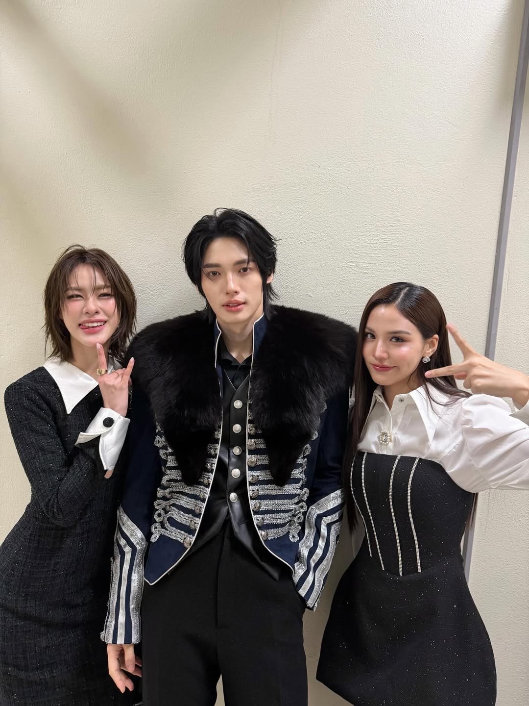 วิน - เมธวิน โอภาสเอี่ยมขจร