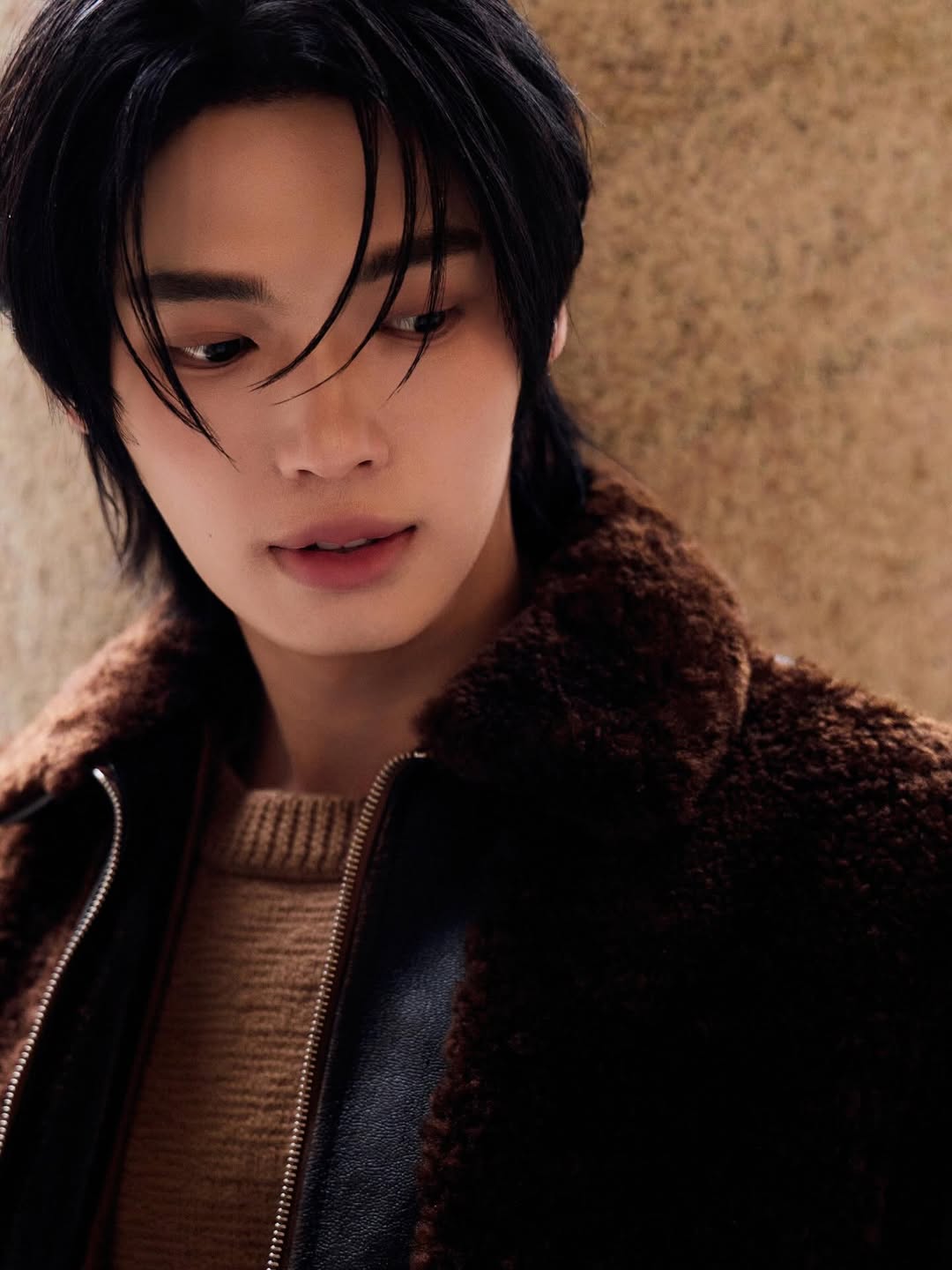 วิน - เมธวิน โอภาสเอี่ยมขจร