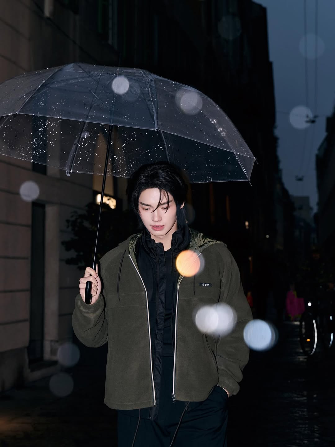 วิน - เมธวิน โอภาสเอี่ยมขจร