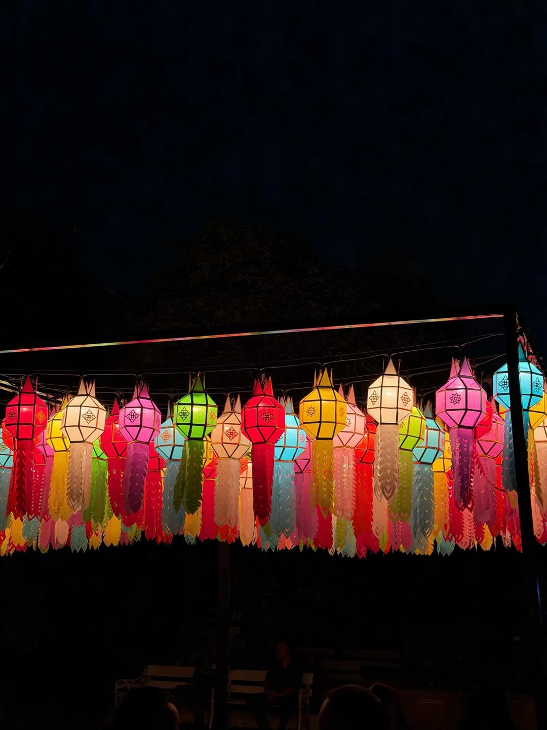 วิน - เมธวิน โอภาสเอี่ยมขจร