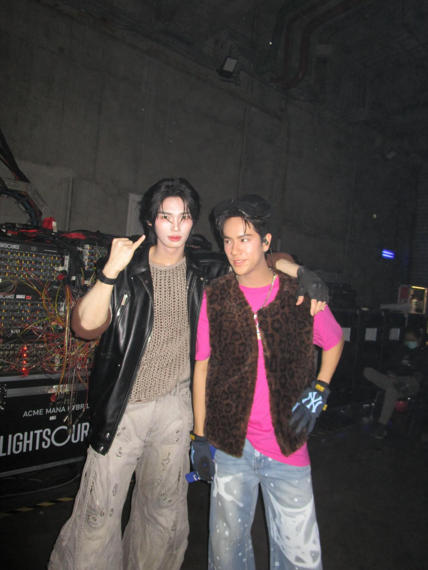 วิน - เมธวิน โอภาสเอี่ยมขจร