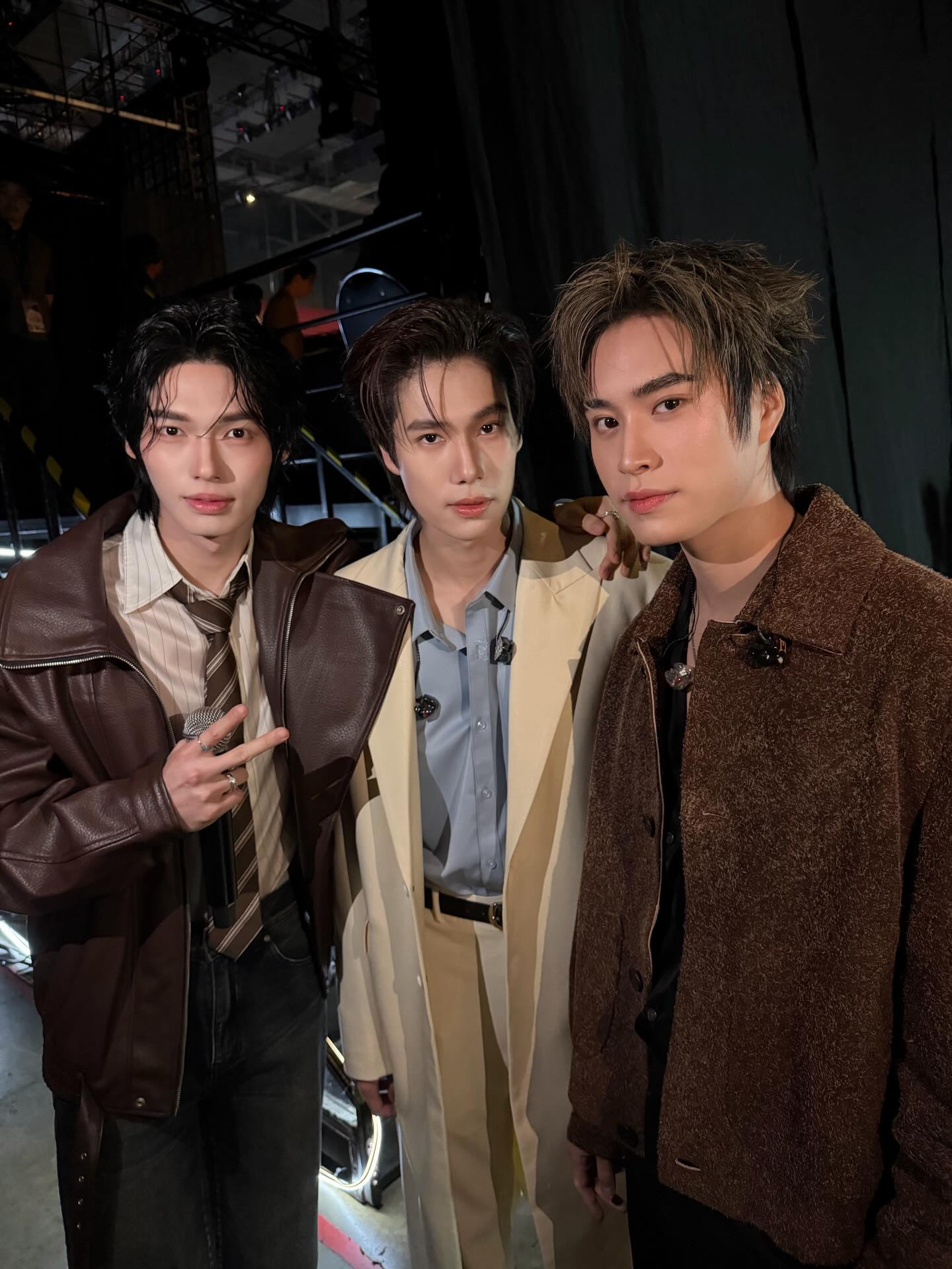 วิน - เมธวิน โอภาสเอี่ยมขจร