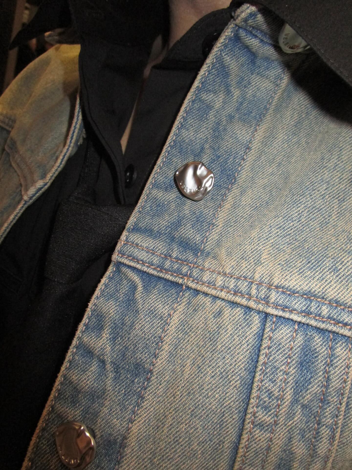 วิน - เมธวิน โอภาสเอี่ยมขจร