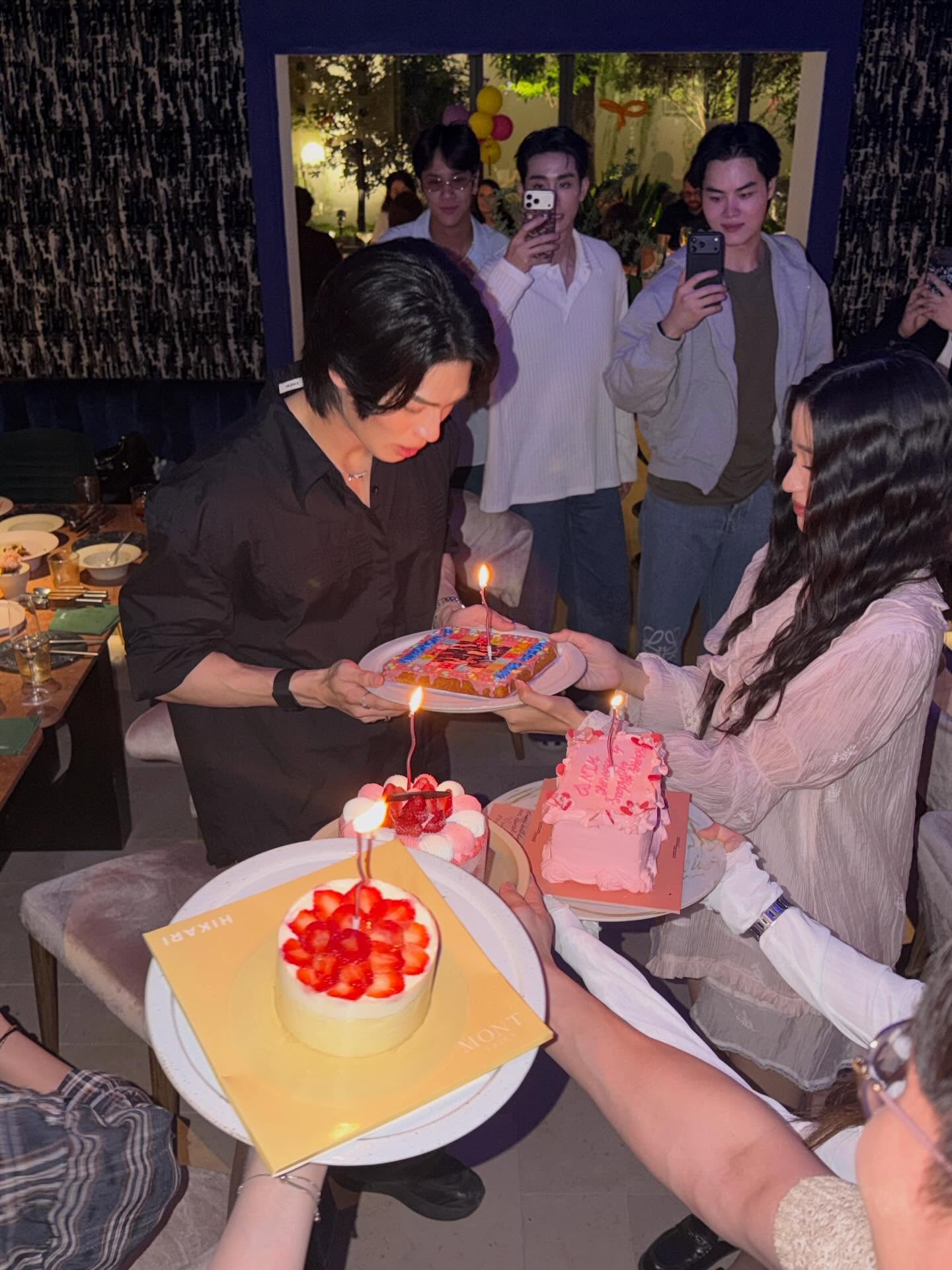 วิน - เมธวิน โอภาสเอี่ยมขจร