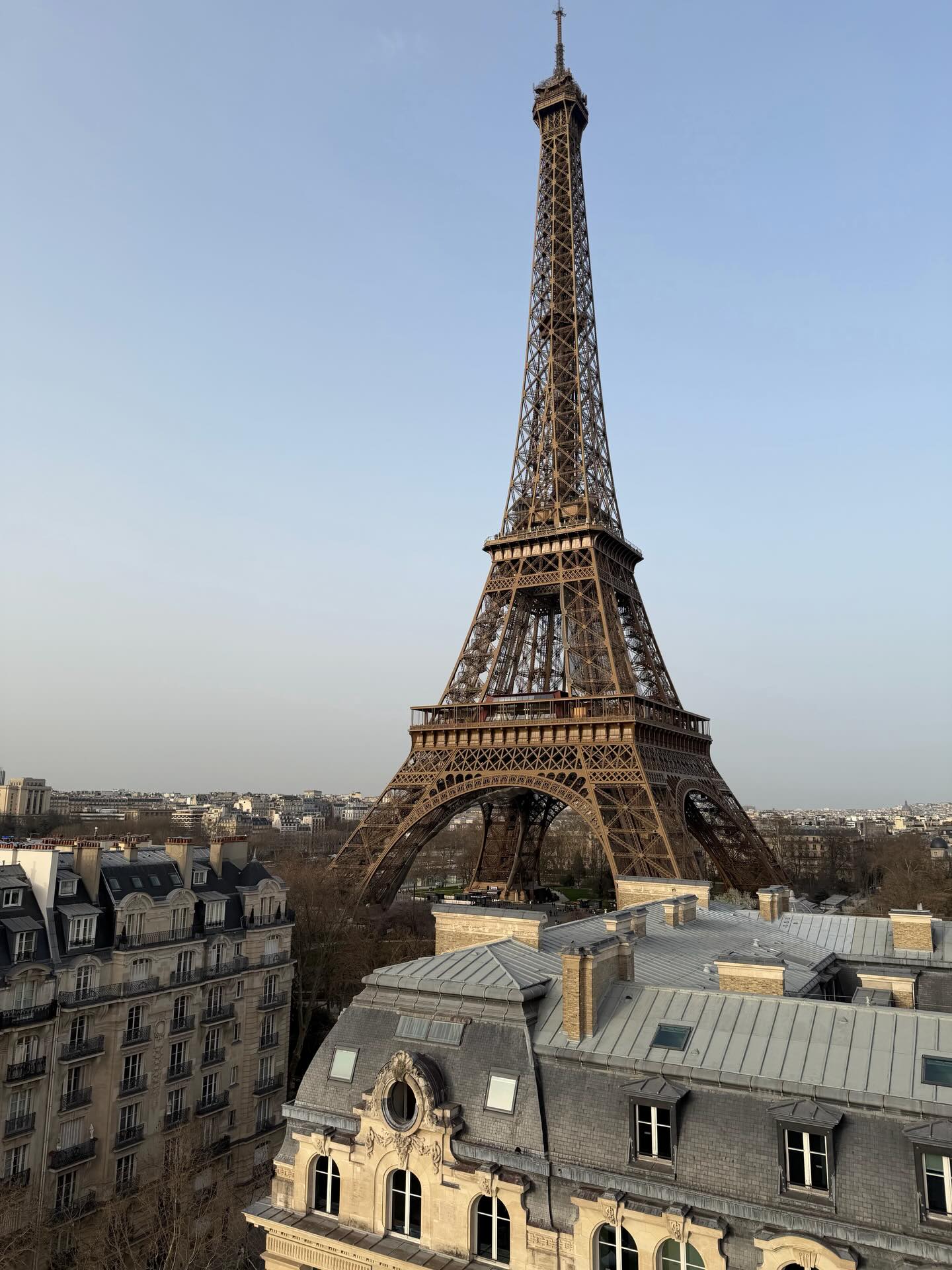 วิน - เมธวิน โอภาสเอี่ยมขจร