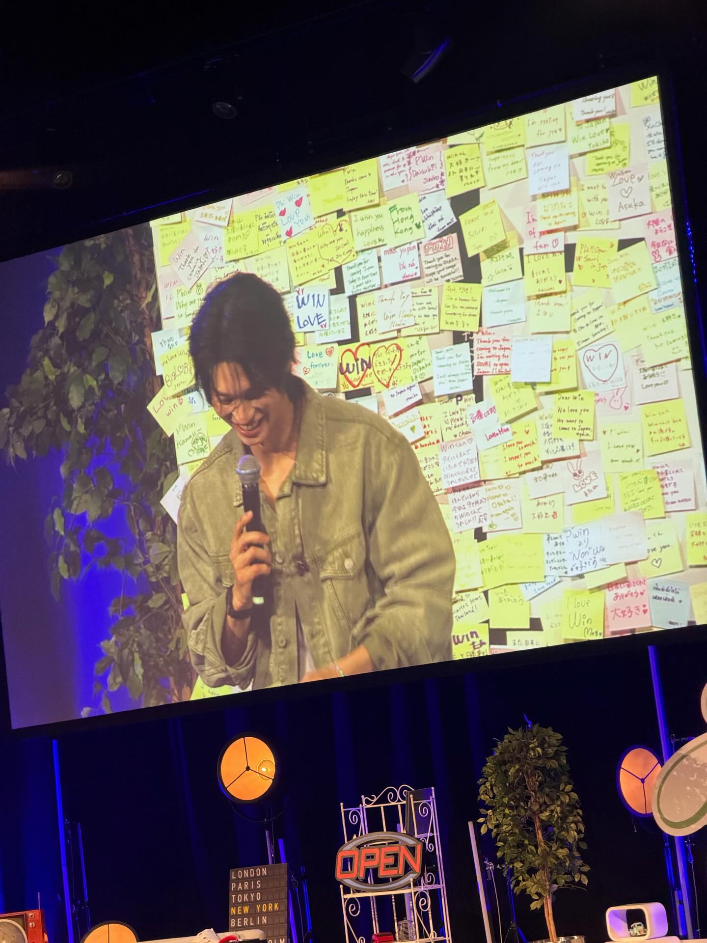 วิน - เมธวิน โอภาสเอี่ยมขจร