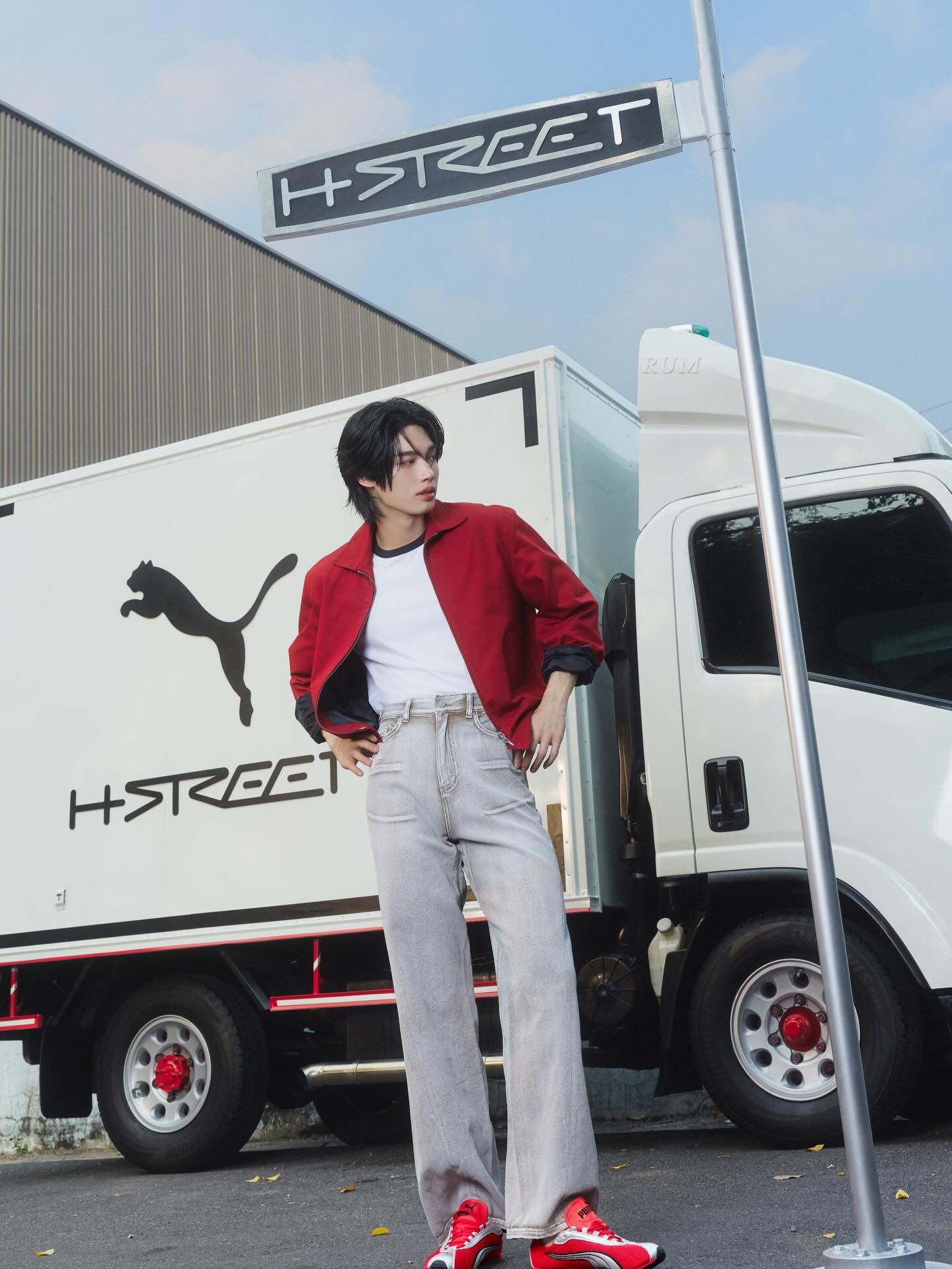 วิน - เมธวิน โอภาสเอี่ยมขจร