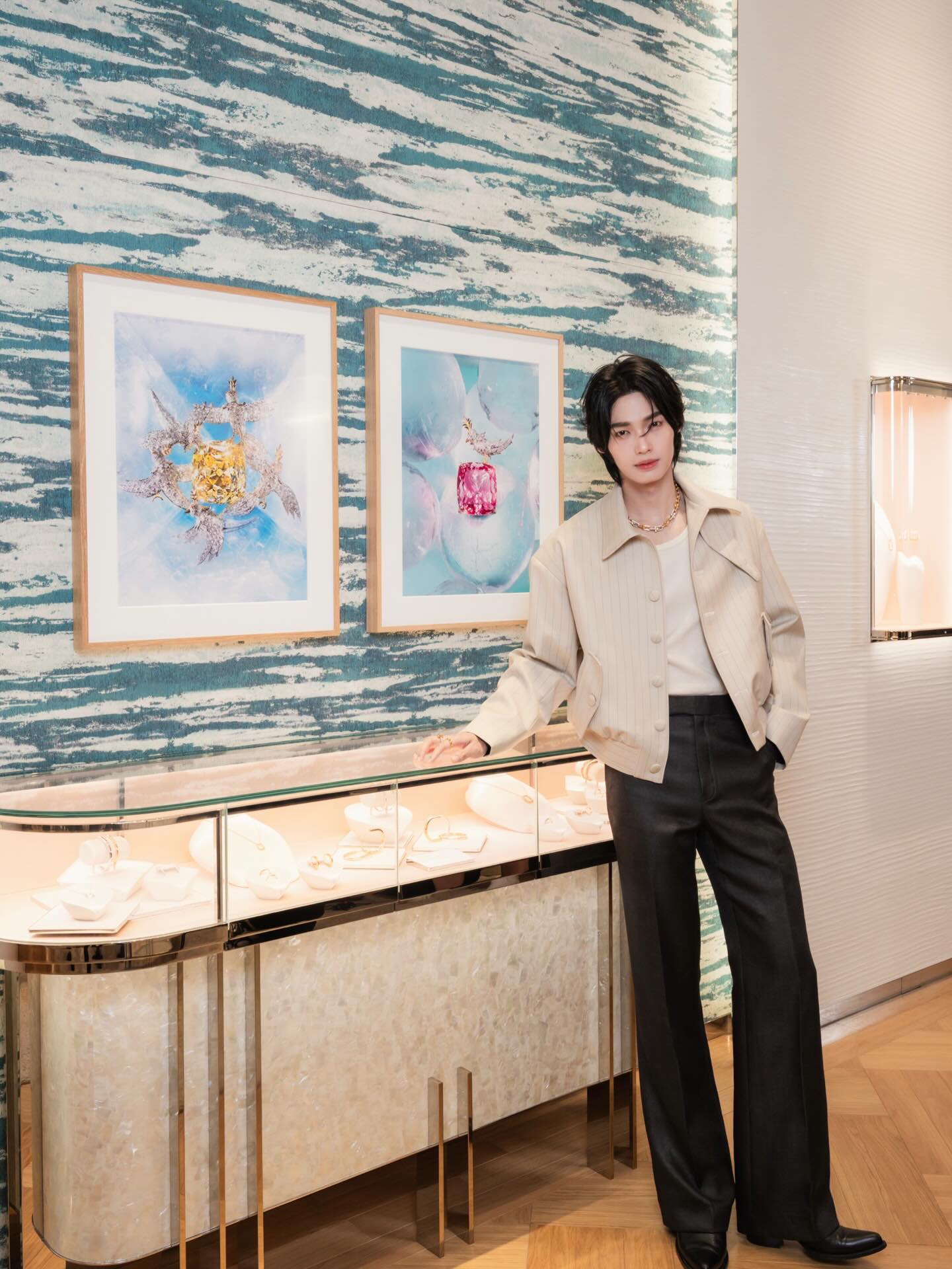 วิน - เมธวิน โอภาสเอี่ยมขจร