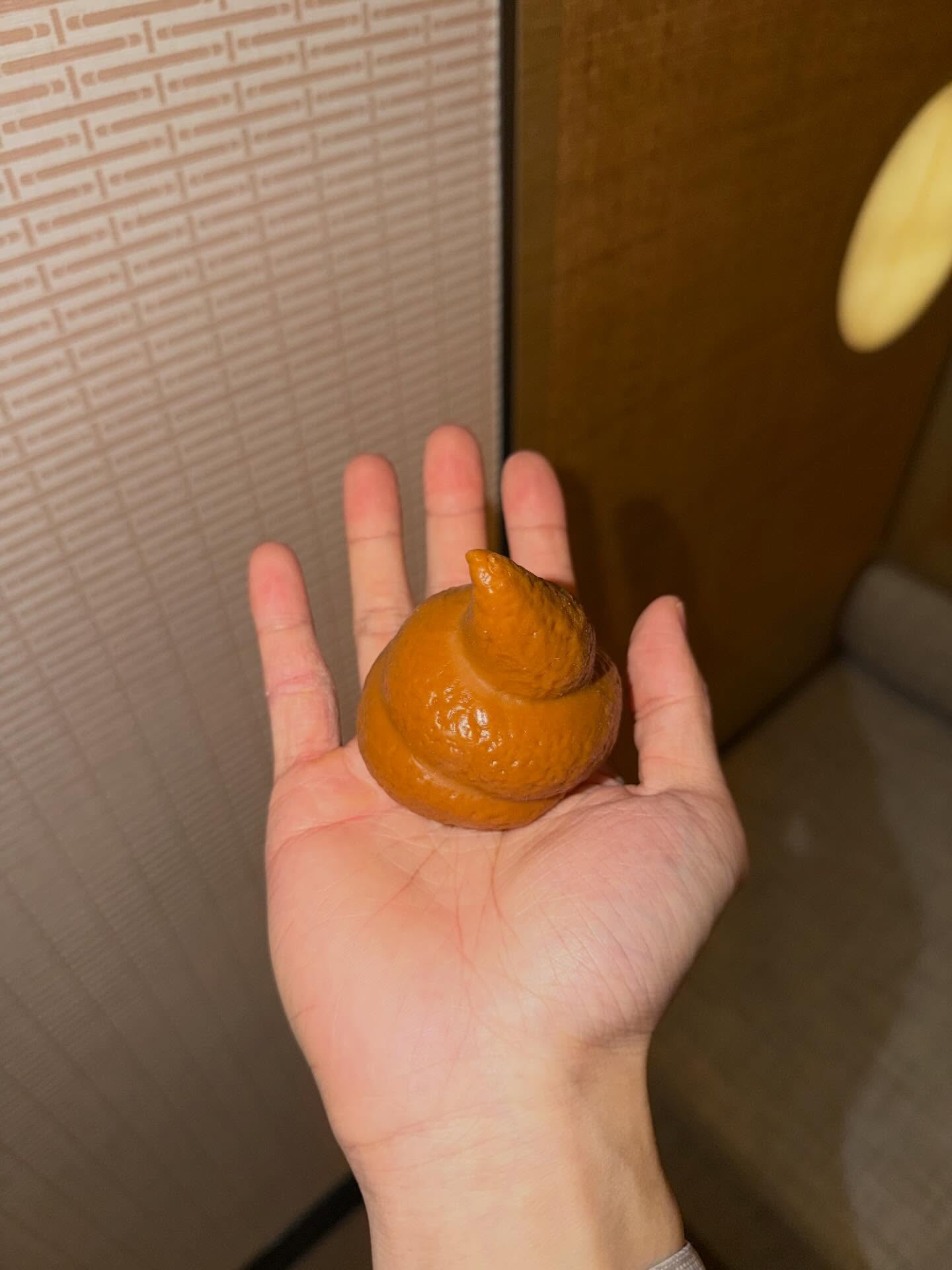 วิน - เมธวิน โอภาสเอี่ยมขจร