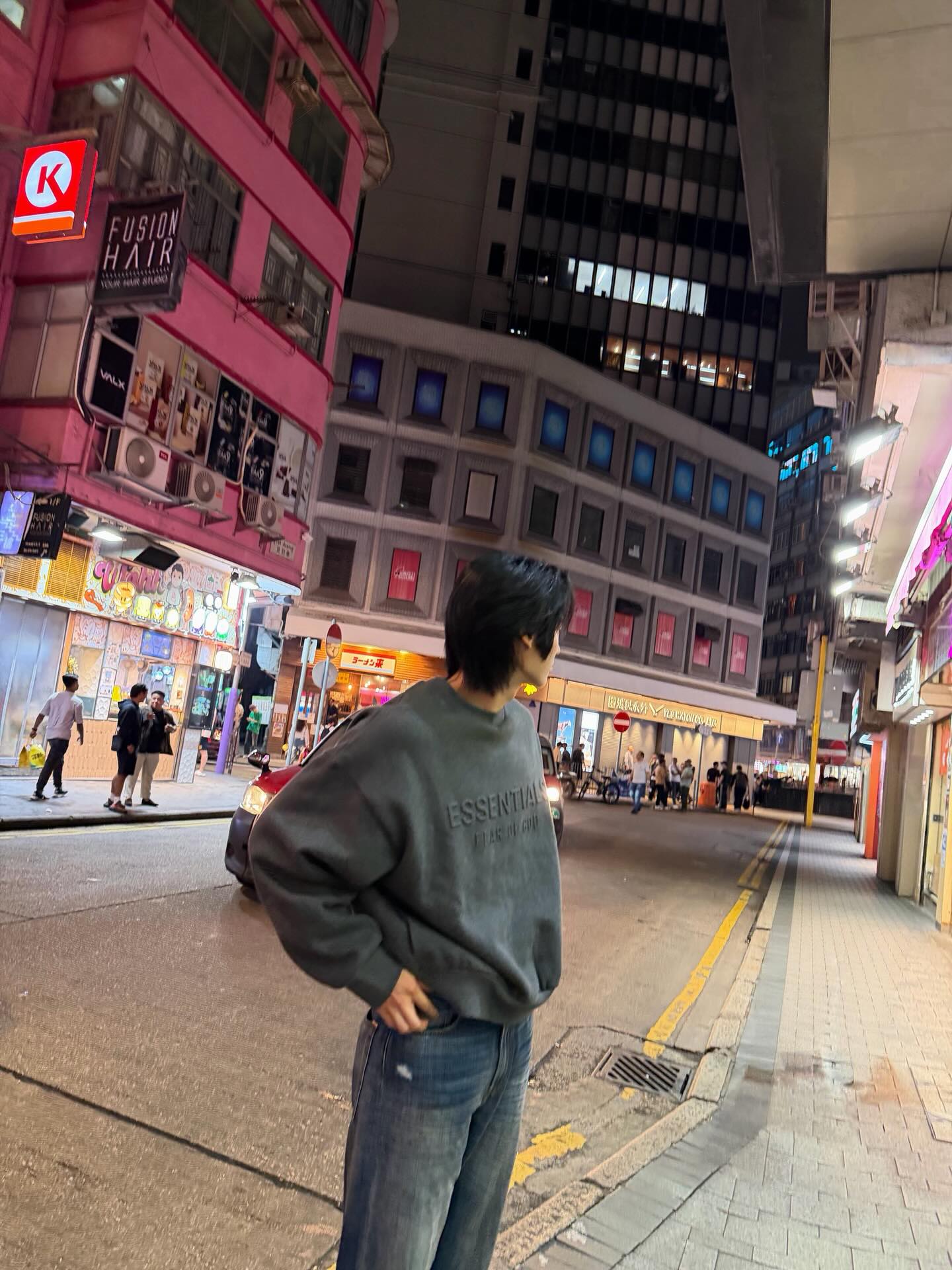 วิน - เมธวิน โอภาสเอี่ยมขจร