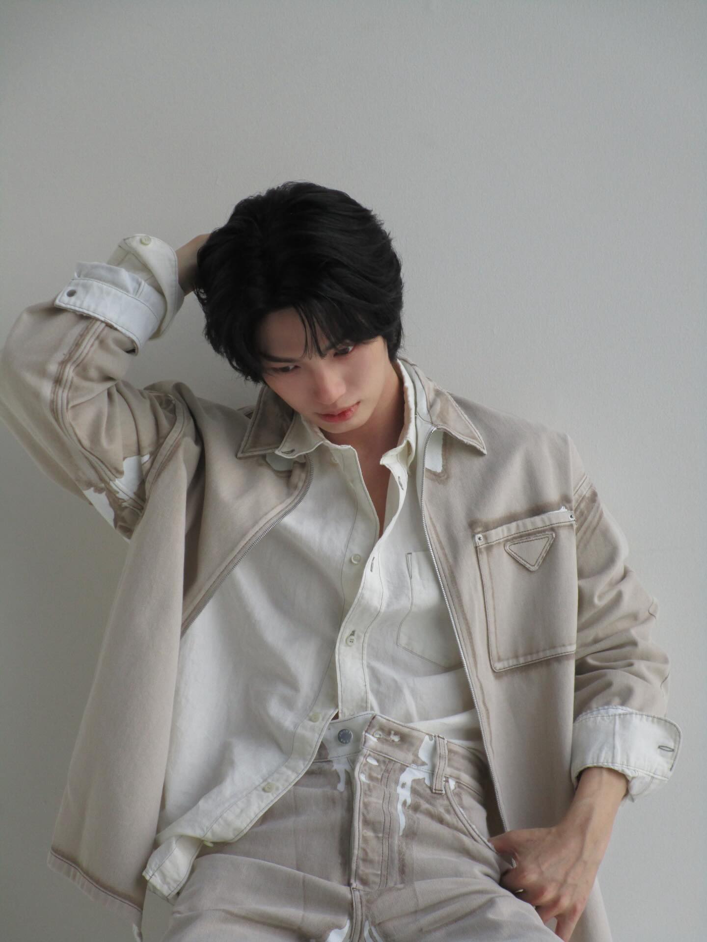 วิน - เมธวิน โอภาสเอี่ยมขจร