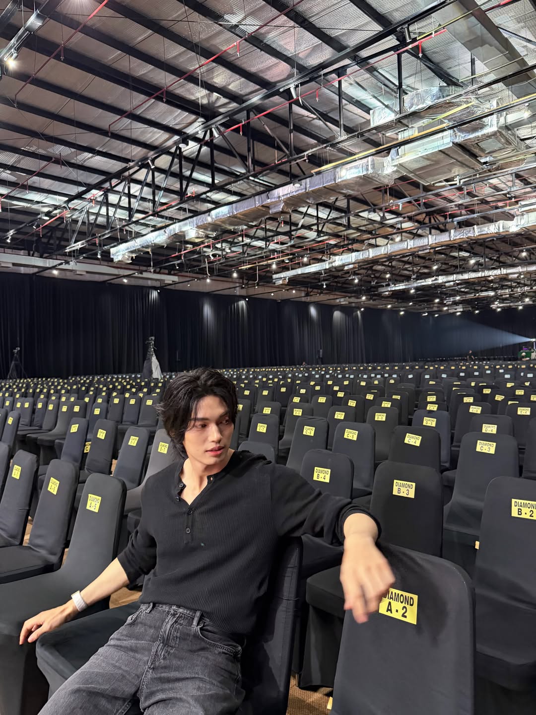 วิน - เมธวิน โอภาสเอี่ยมขจร