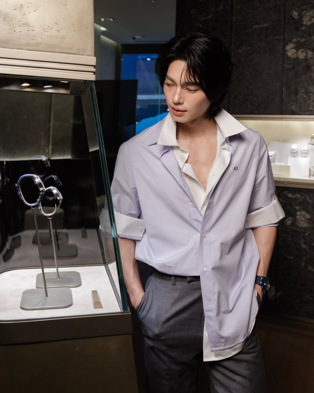 วิน - เมธวิน โอภาสเอี่ยมขจร
