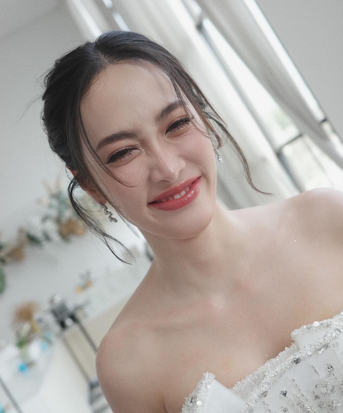 แพร์ - พิชชาภา พันธุมจินดา