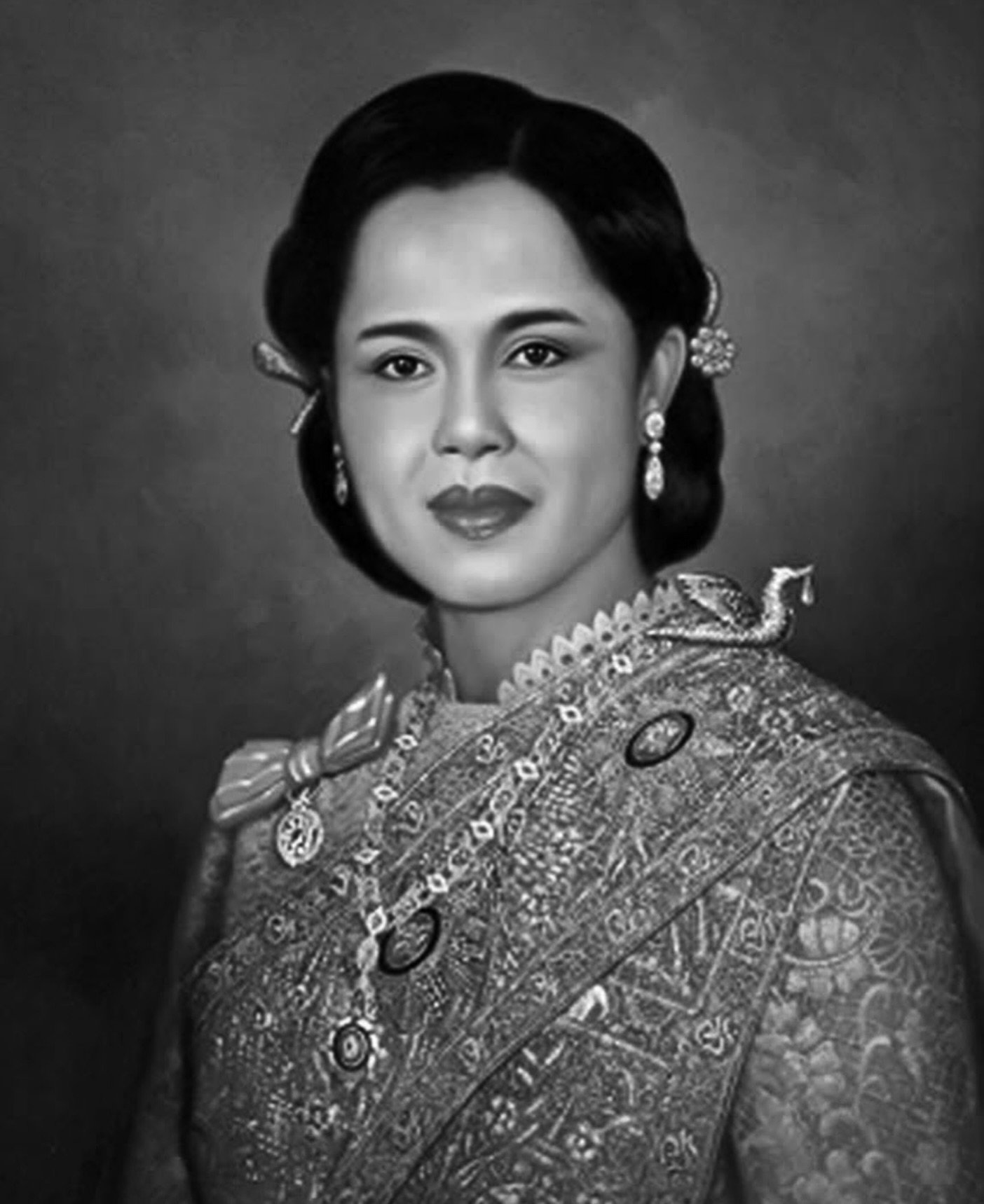 แพร์ - พิชชาภา พันธุมจินดา