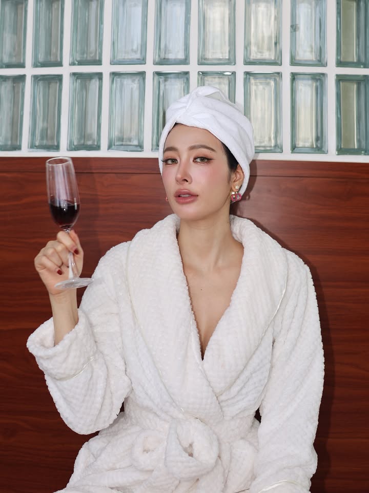 แพร์ - พิชชาภา พันธุมจินดา