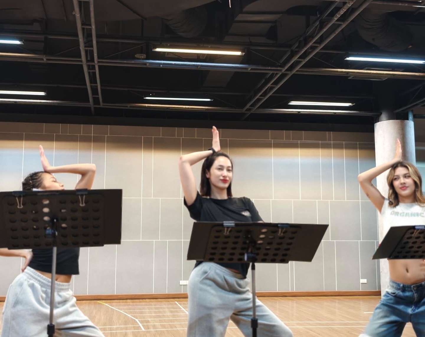 แพร์ - พิชชาภา พันธุมจินดา