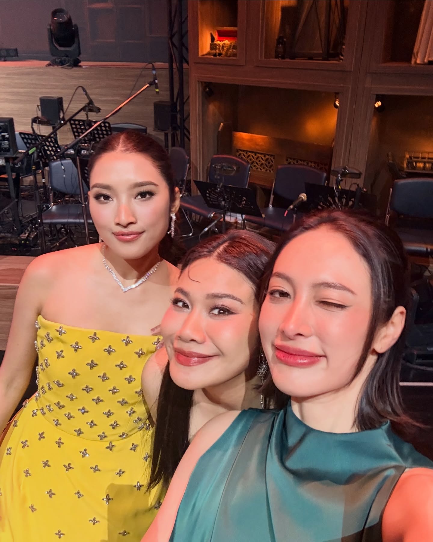 แพร์ - พิชชาภา พันธุมจินดา