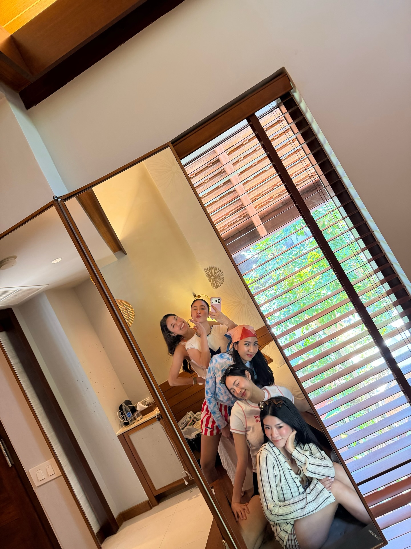 แพร์ - พิชชาภา พันธุมจินดา