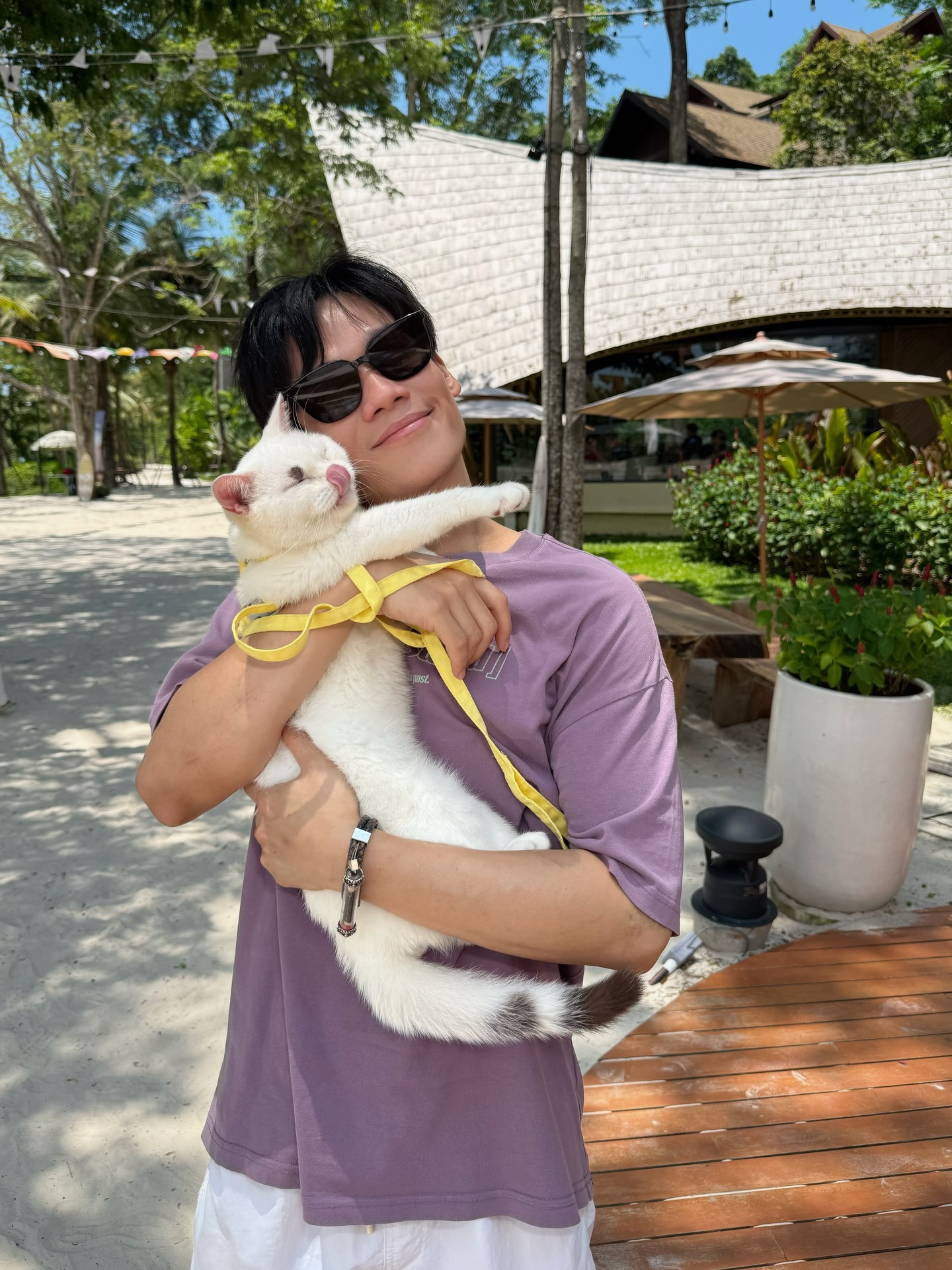 เอก - สุดเขต จึงเจริญ