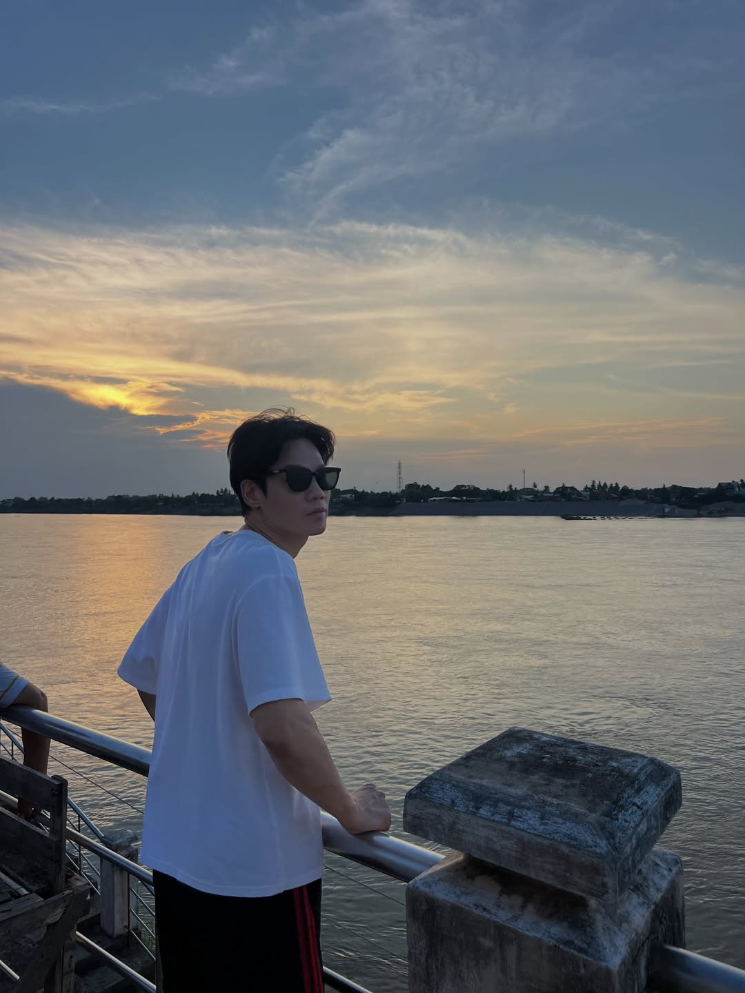 เอก - สุดเขต จึงเจริญ