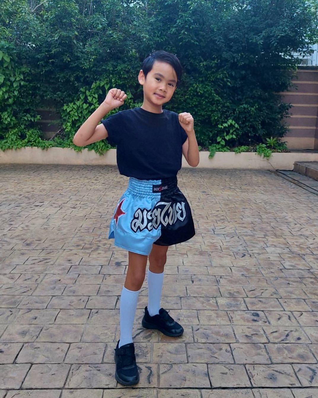 ทาทา ยัง