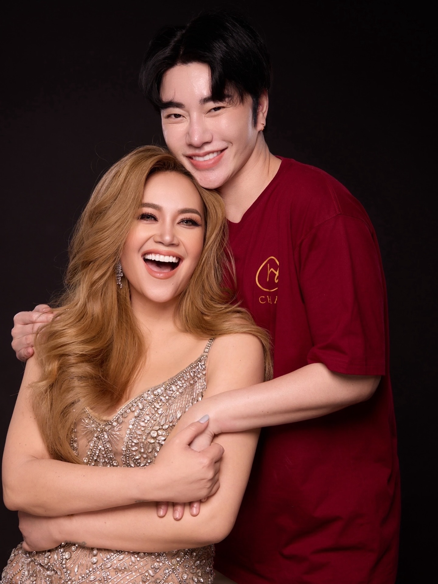 ทาทา ยัง
