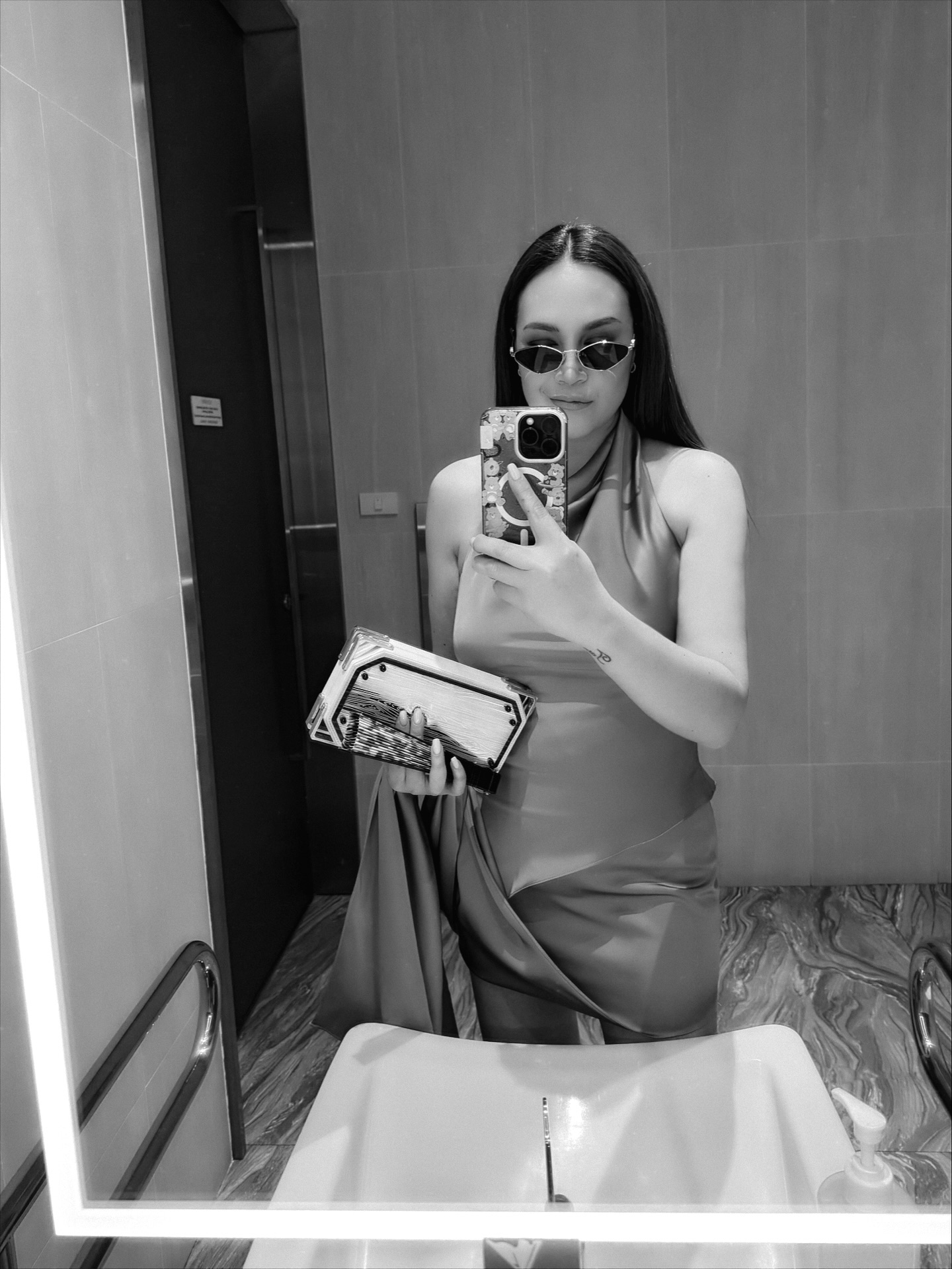 ทาทา ยัง