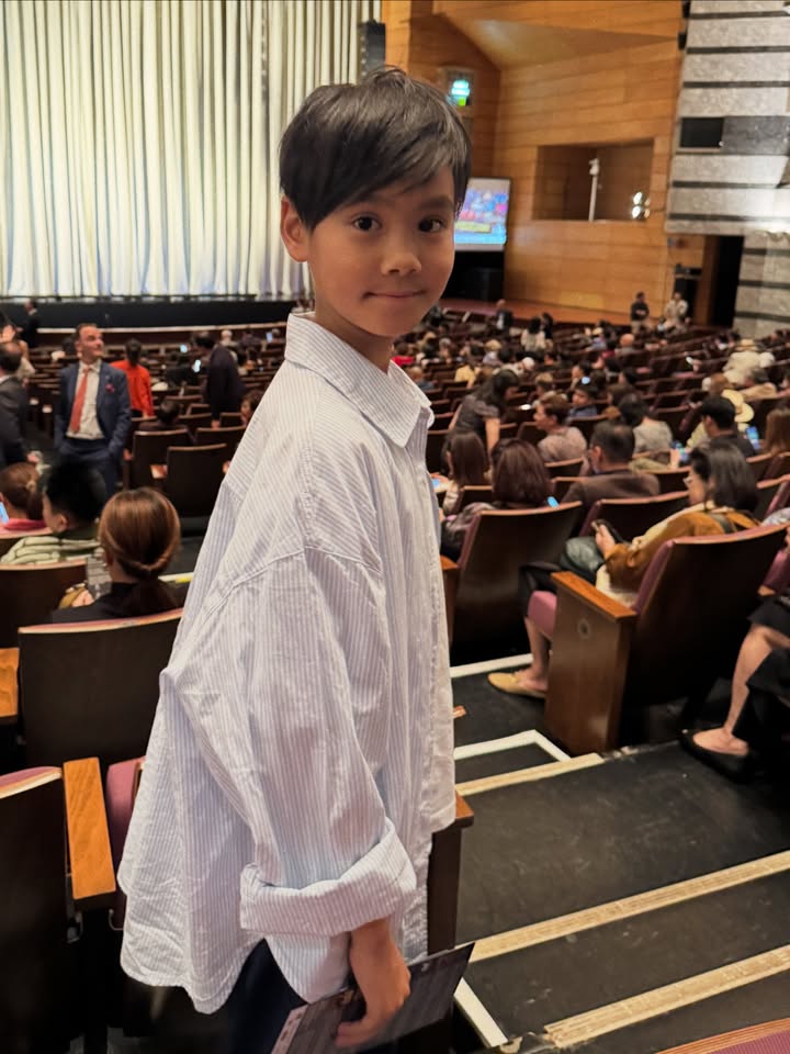 ทาทา ยัง