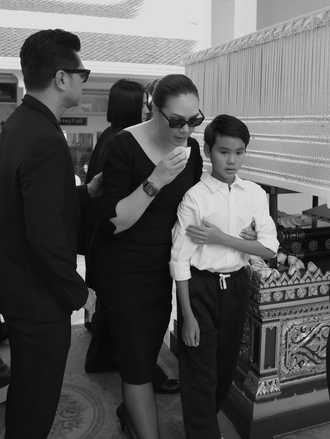 ทาทา ยัง