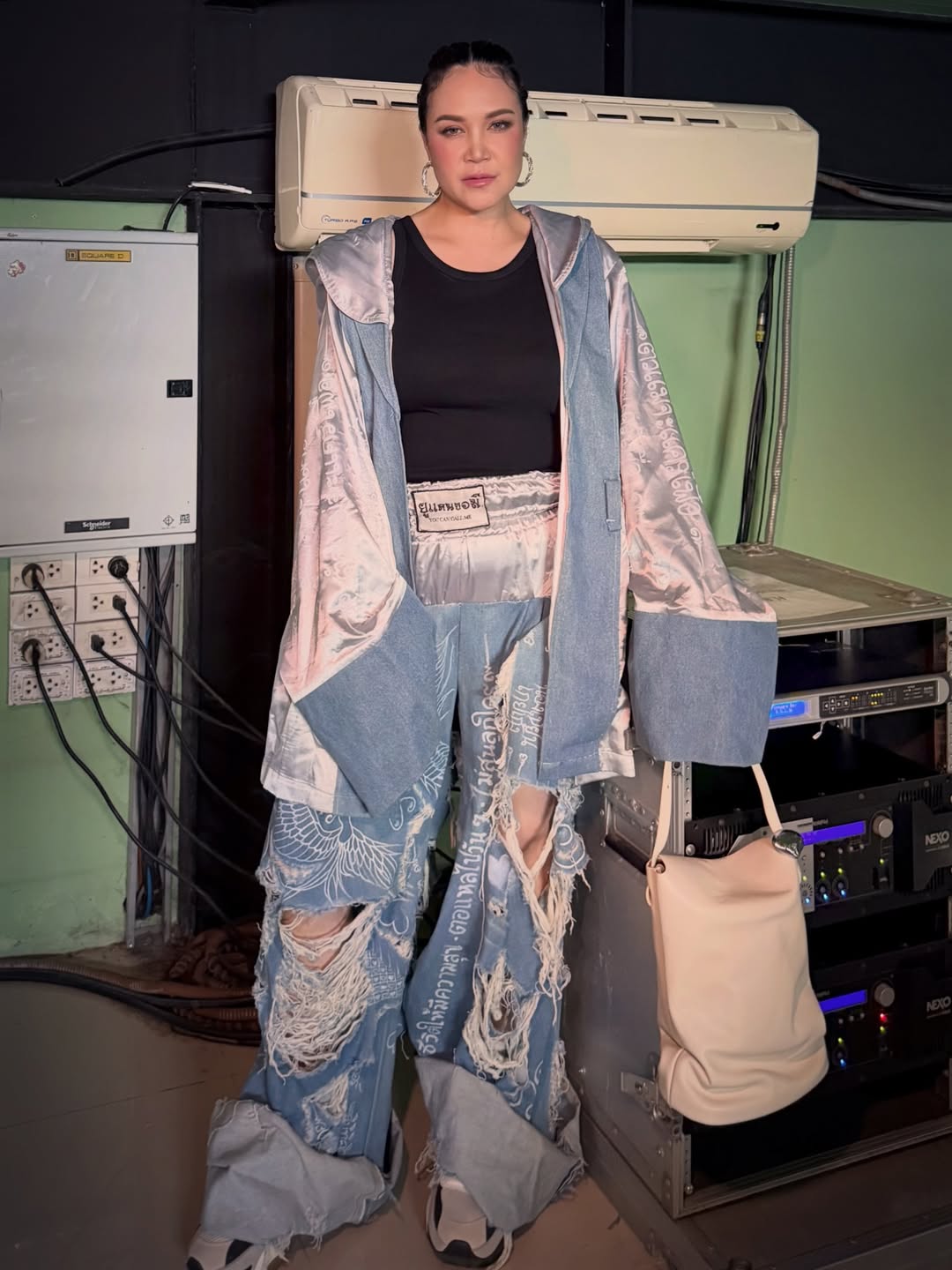 ทาทา ยัง