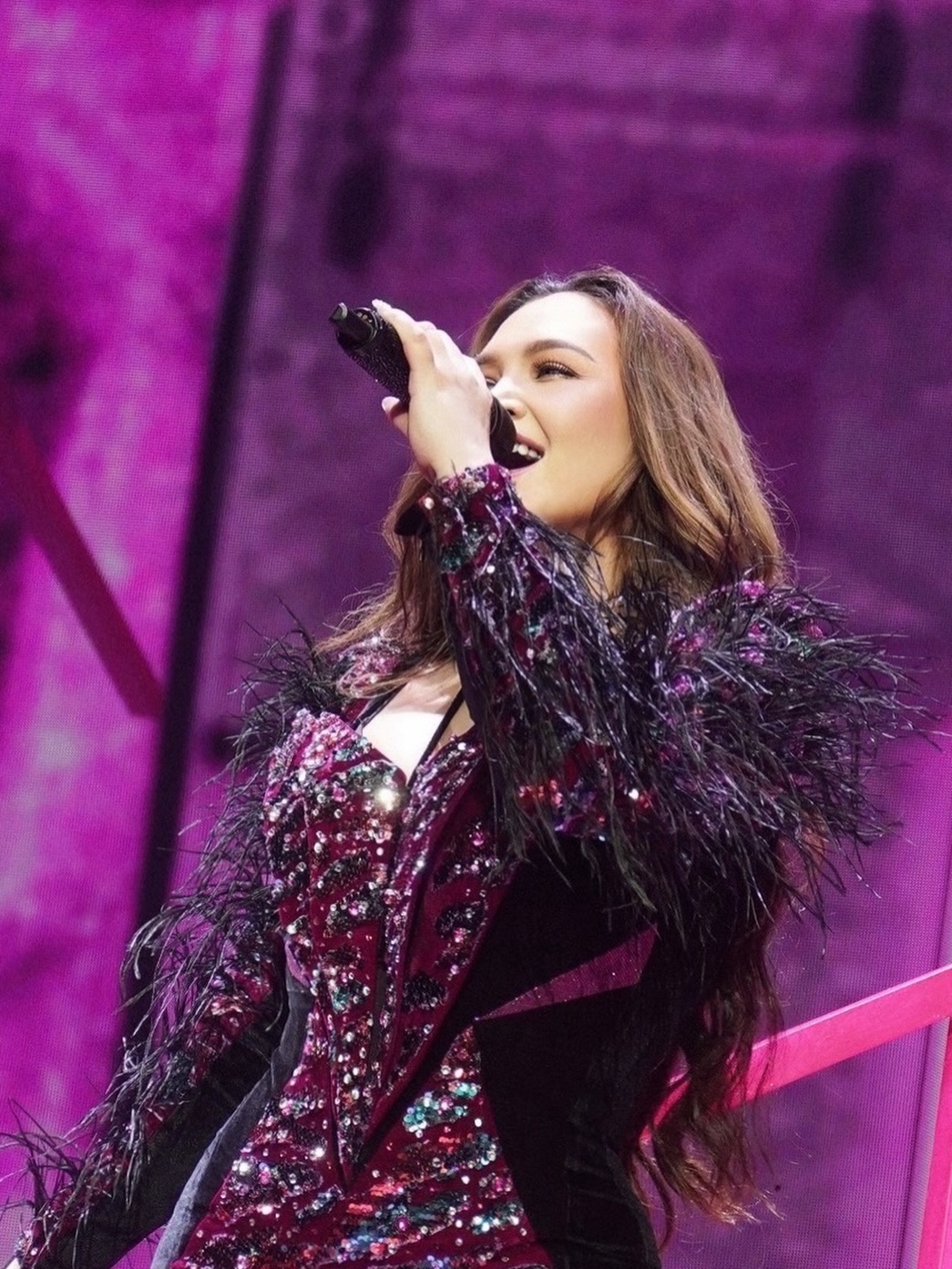 ทาทา ยัง