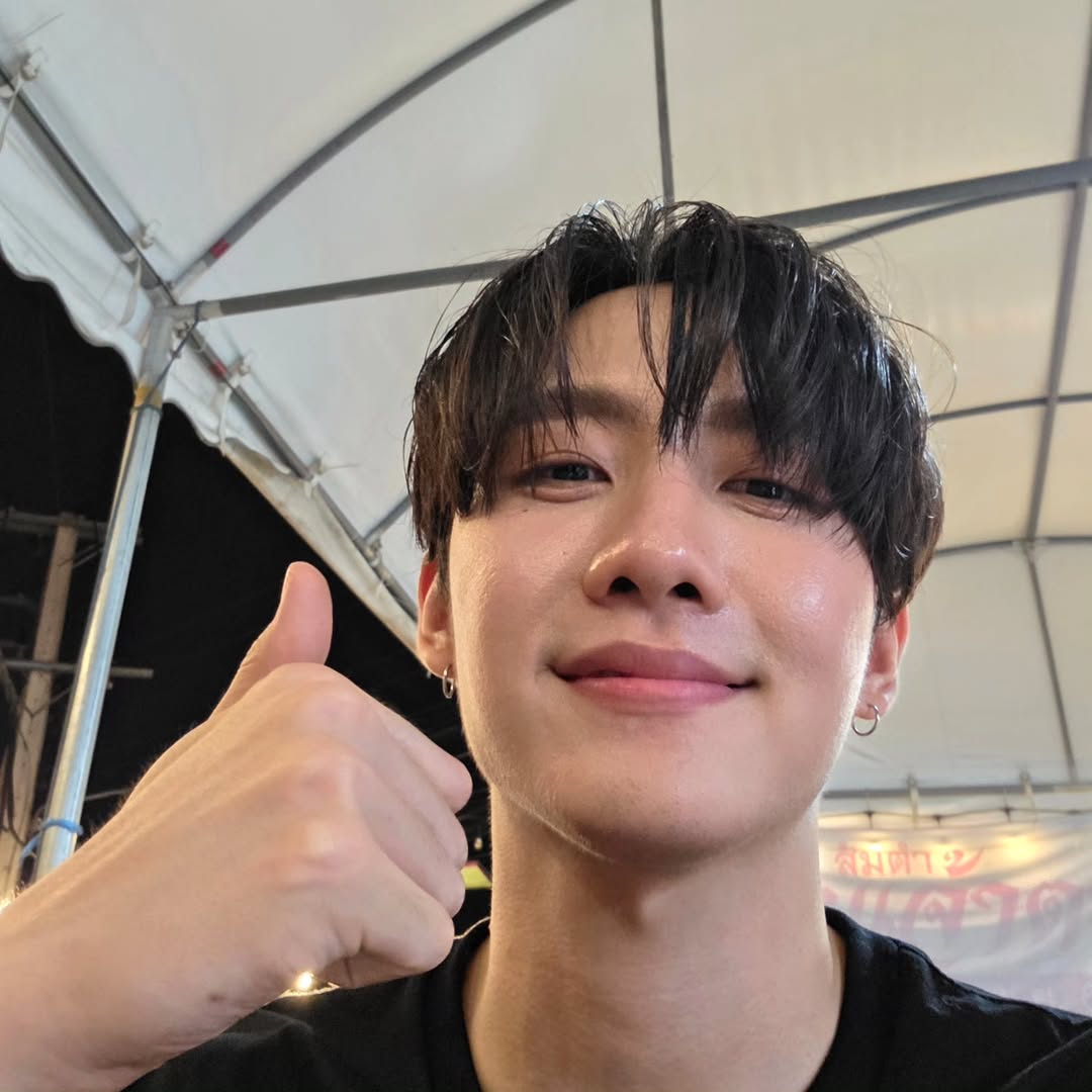 มาร์ค - ศิวัช จำลองกุล