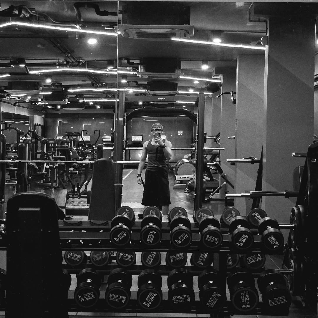 มาร์ค - ศิวัช จำลองกุล