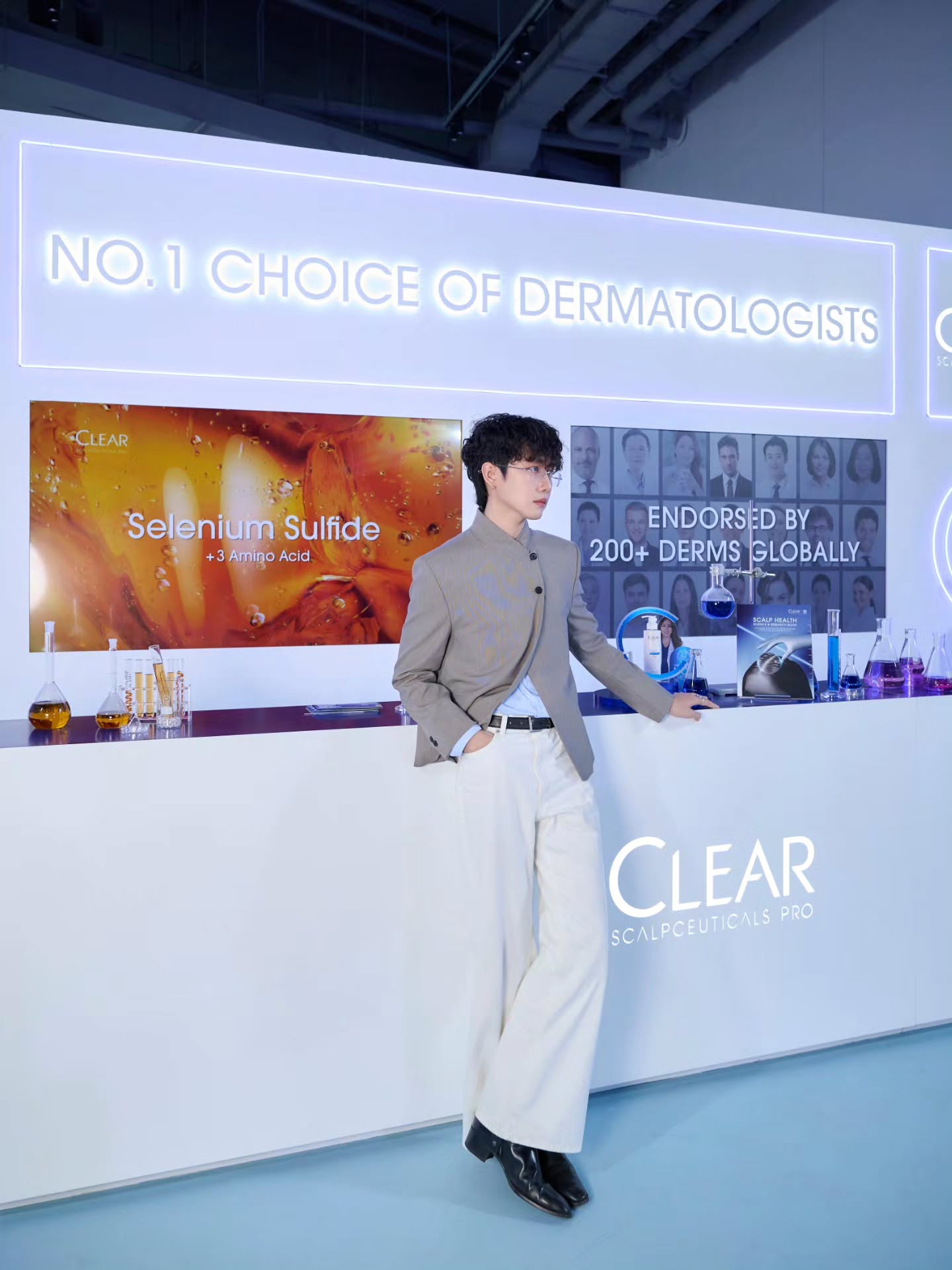 มาร์ค - ศิวัช จำลองกุล